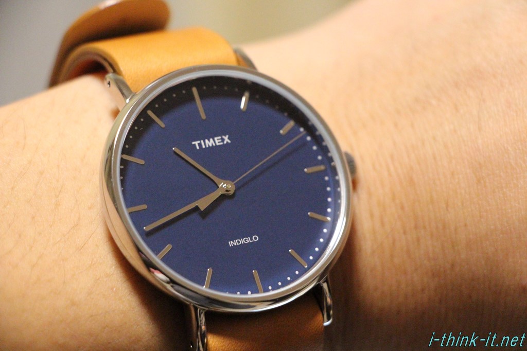 TIMEXの腕時計は値段も安くてコスパ抜群！シックなデザインでビジネス、カジュアルにも使えるよ！
