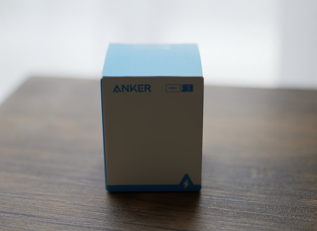 Anker PowerExtend (6-in-1)の箱